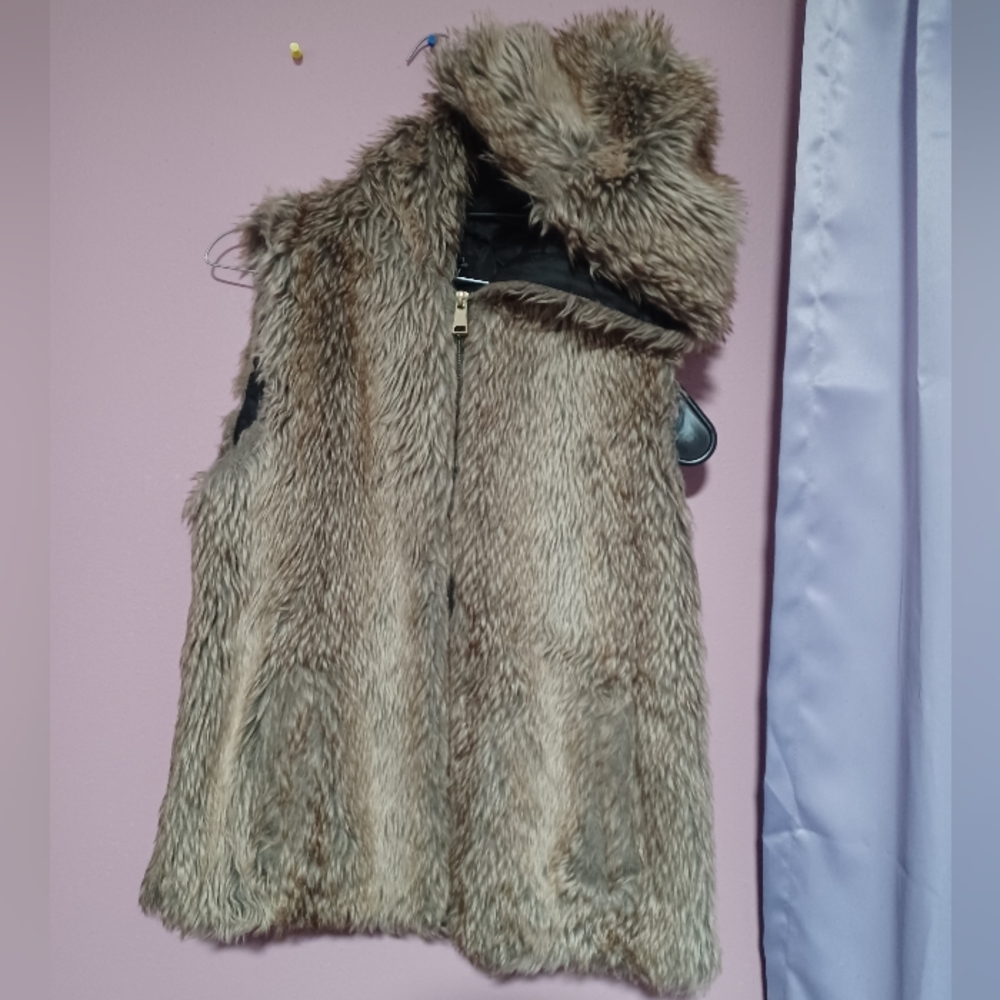 Rue21 faux fur vest